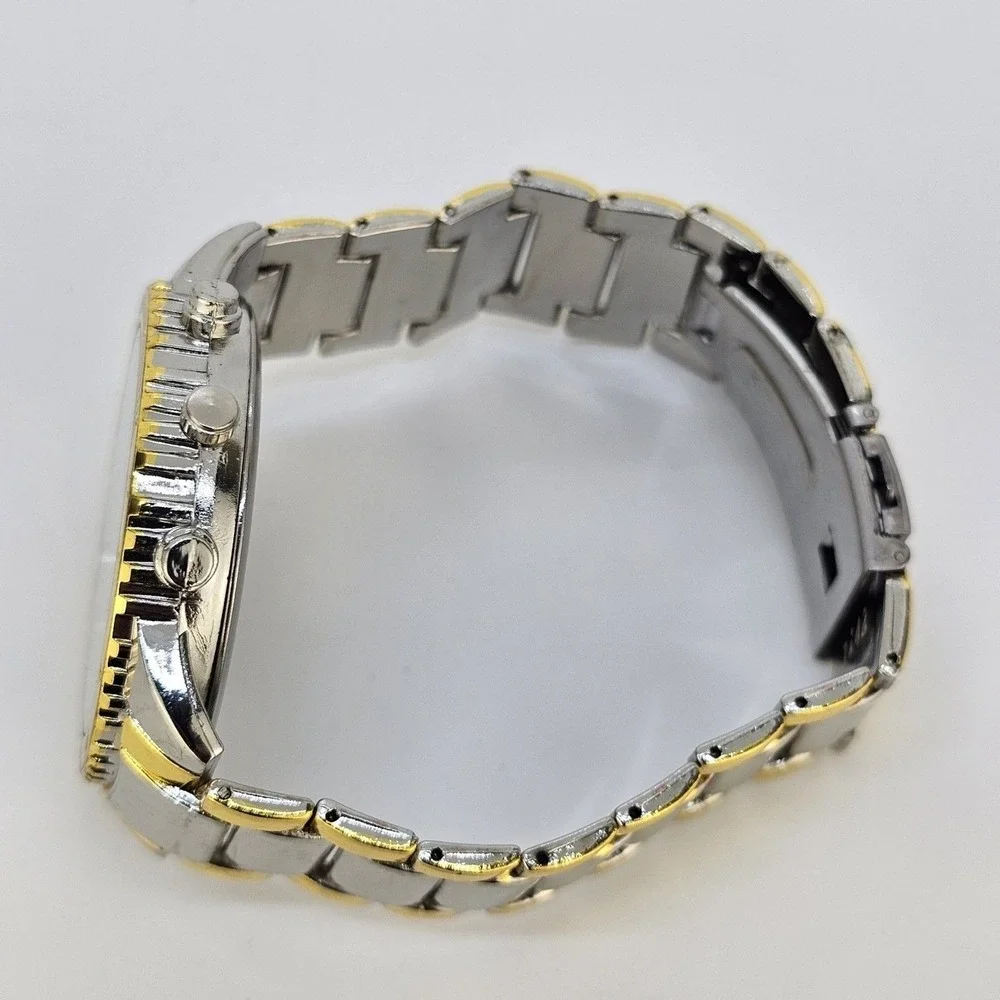 Mens Watch 45MM Gray Dial Gold Bezel Gold Gray Band 7.5